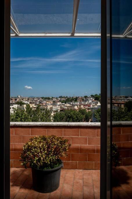 Attico Per Quattro Persone Sulla Nomentana, Wi-Fi, Aria Condizionata Apartment Rome Bagian luar foto